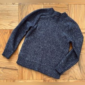 Banana Republic Factory Dark Navy/White Sweater Size XS